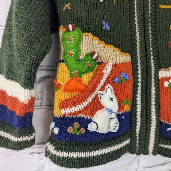 Kids Wool blend embroidered sweater made in peru. Green/animals size 2 - Picture 8 of 9